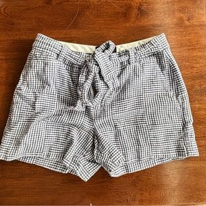 Amazing bananas republic shorts with pockets and tie waistband